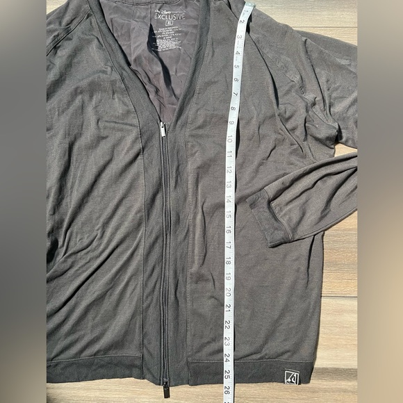 Walt Disney World Imagineering Exclusive Grey Zip Jacket- xL - Picture 5 of 6
